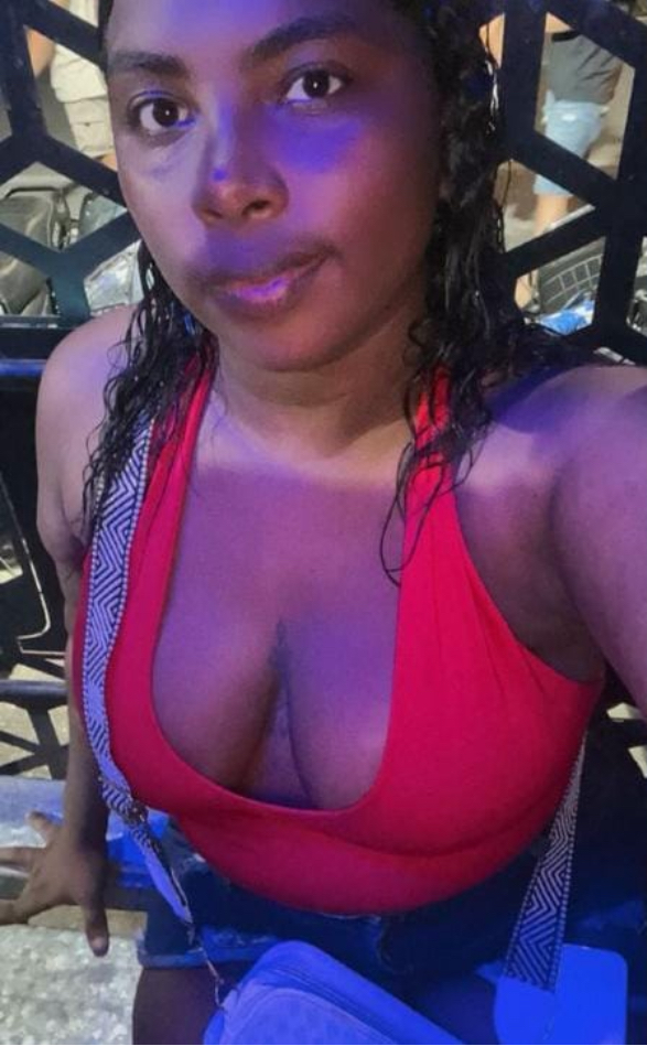 Valeria · Almuerzos Piscina